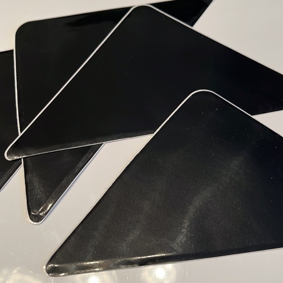 Ruggie’s - Picture 3 of 8